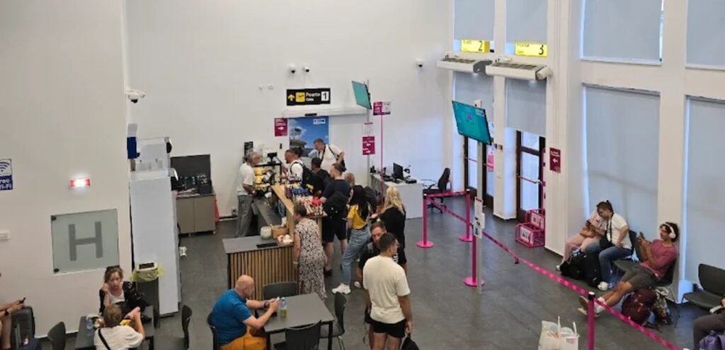 Delta Airlines BBU Terminal